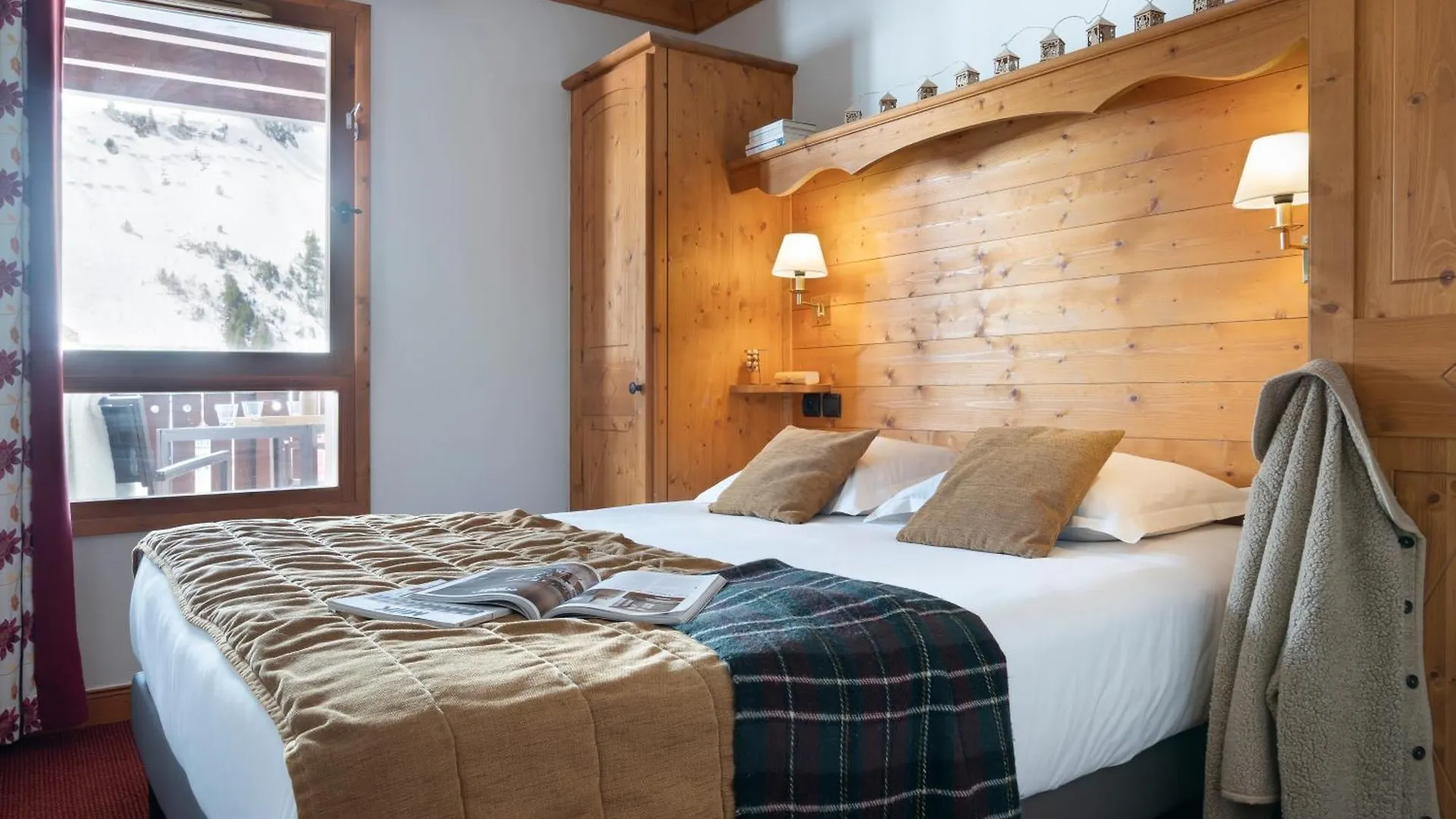 Residence Pierre & Vacances Premium Arc 1950 Le Village Les Arcs  Holiday park