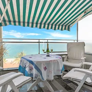 La Prom - A Two Bedroom With A Sea View France